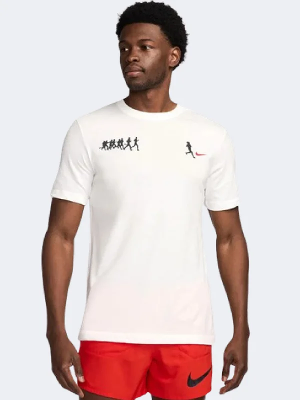 Men's short-sleeve charcoal polo shirt-Nike Run Energy Men Running T-Shirt Summit White/Black