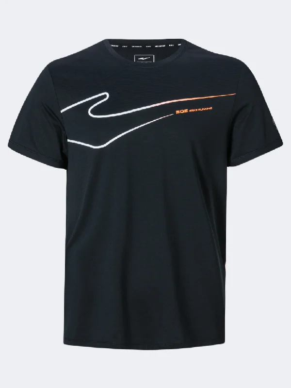 Men's short-sleeve minimalist shirt-Erke Men Running T-Shirt Black/White/Orange