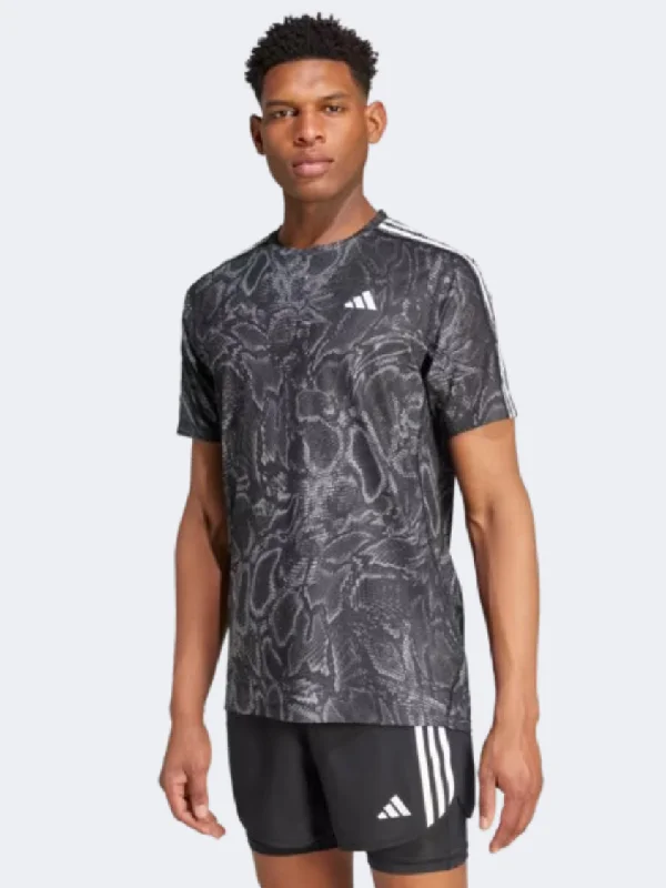 Men's short-sleeve brown vintage top-Adidas Own The Run Excite Aop Men Running T-Shirt Black/White