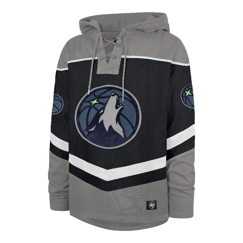 Men's hoodie with varsity print-MINNESOTA TIMBERWOLVES TRI SATIN '47 LAYUP LACER HOOD