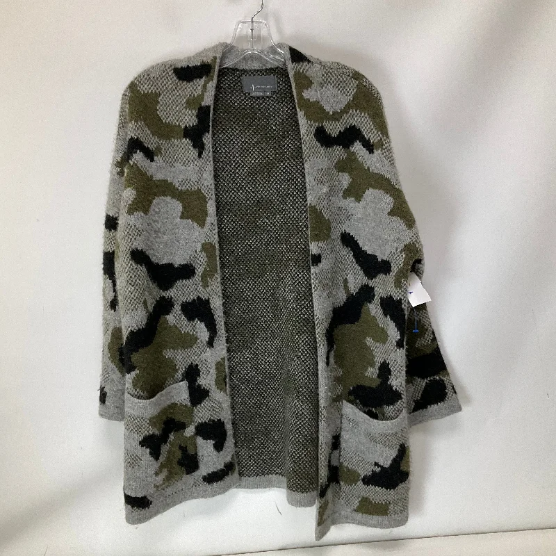 Men's short-sleeve plain tee-Sweater Cardigan By Anthropologie In Camouflage Print, Size: Xs