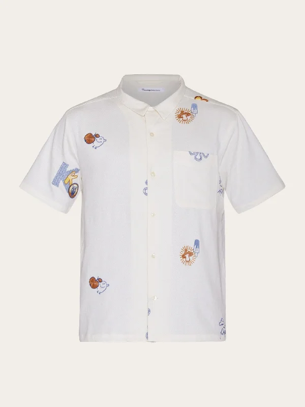 Men's short-sleeve everyday tee-Box fit short sleeve shirt with embroidery - GOTS/Vegan - Egret