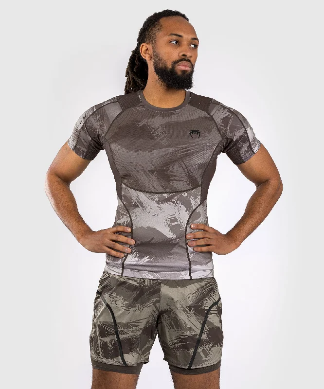 Men's short-sleeve modern fit shirt-Venum Electron 3.0 Short Sleeve Rashguard - Sand