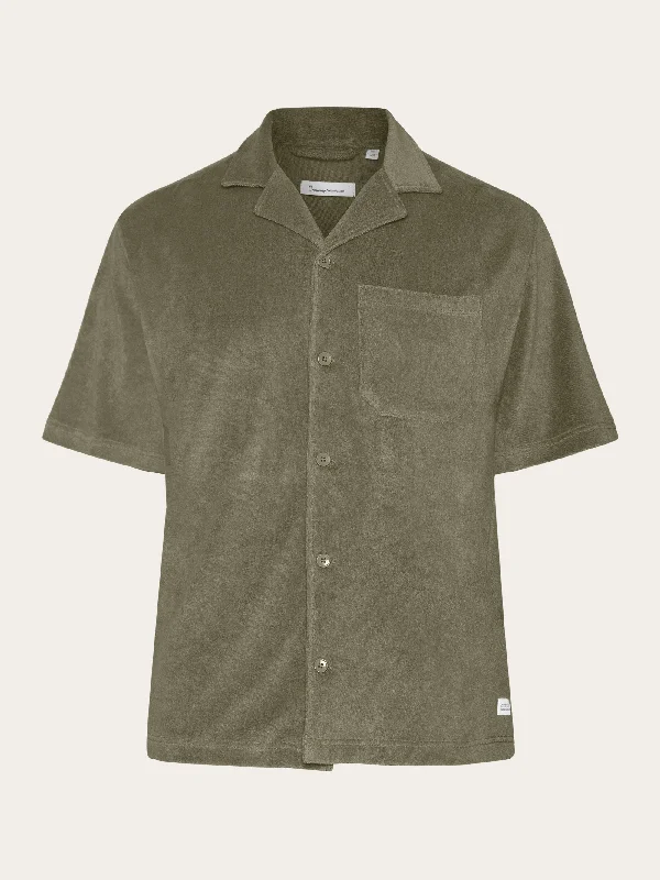 Men's short-sleeve black tee-Terry loose short sleeve shirt - Burned Olive