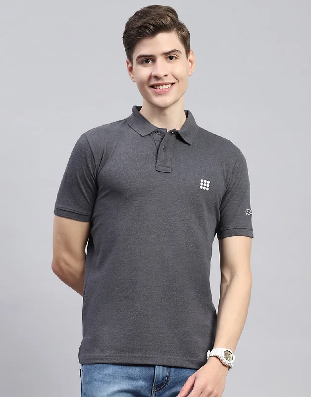 Men's short-sleeve beach tee-Men Charcoal Solid Polo Collar Half Sleeve T-Shirt